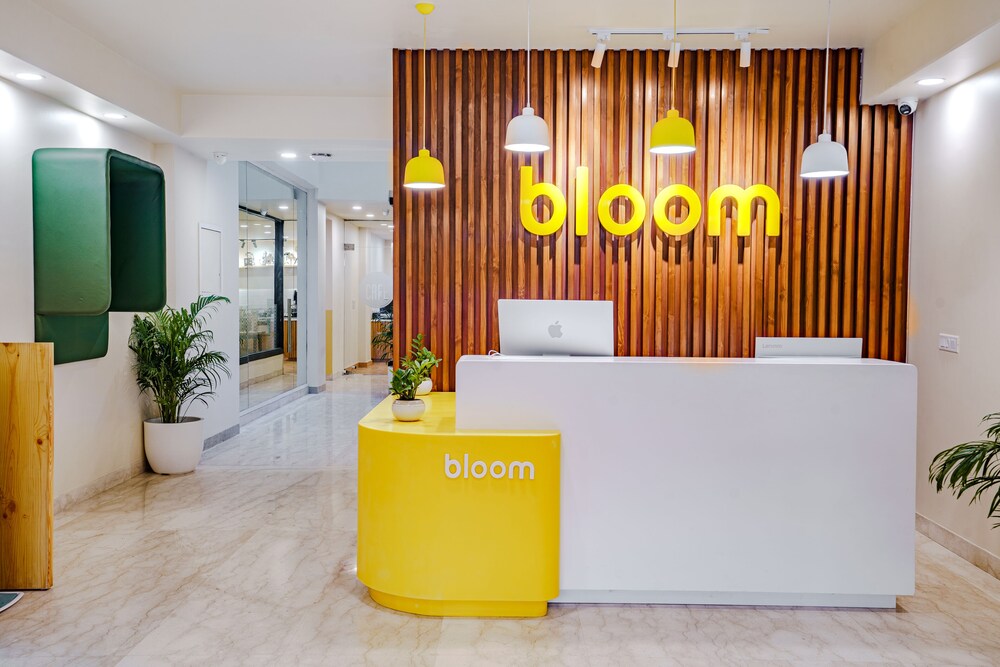 Bloom Hotel - GK2 7/47