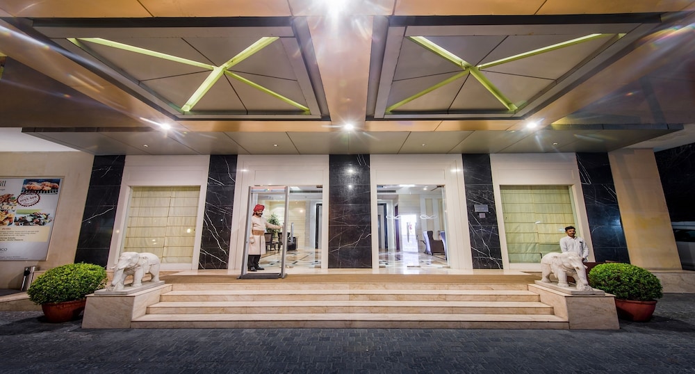 Sarovar Portico Jaipur 8/66