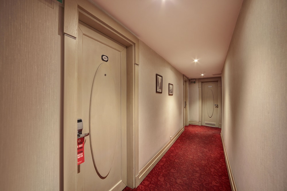 Faros Old City Hotel 48/72