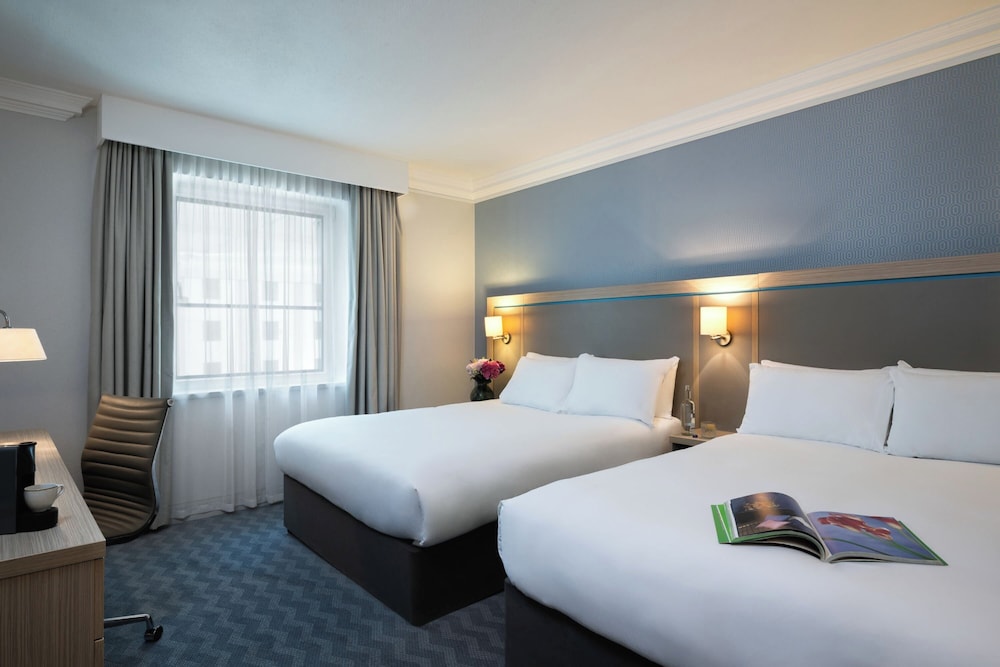 غرفة عائلية بسريرين كينج، Leonardo Royal Hotel Brighton Waterfront 2/7