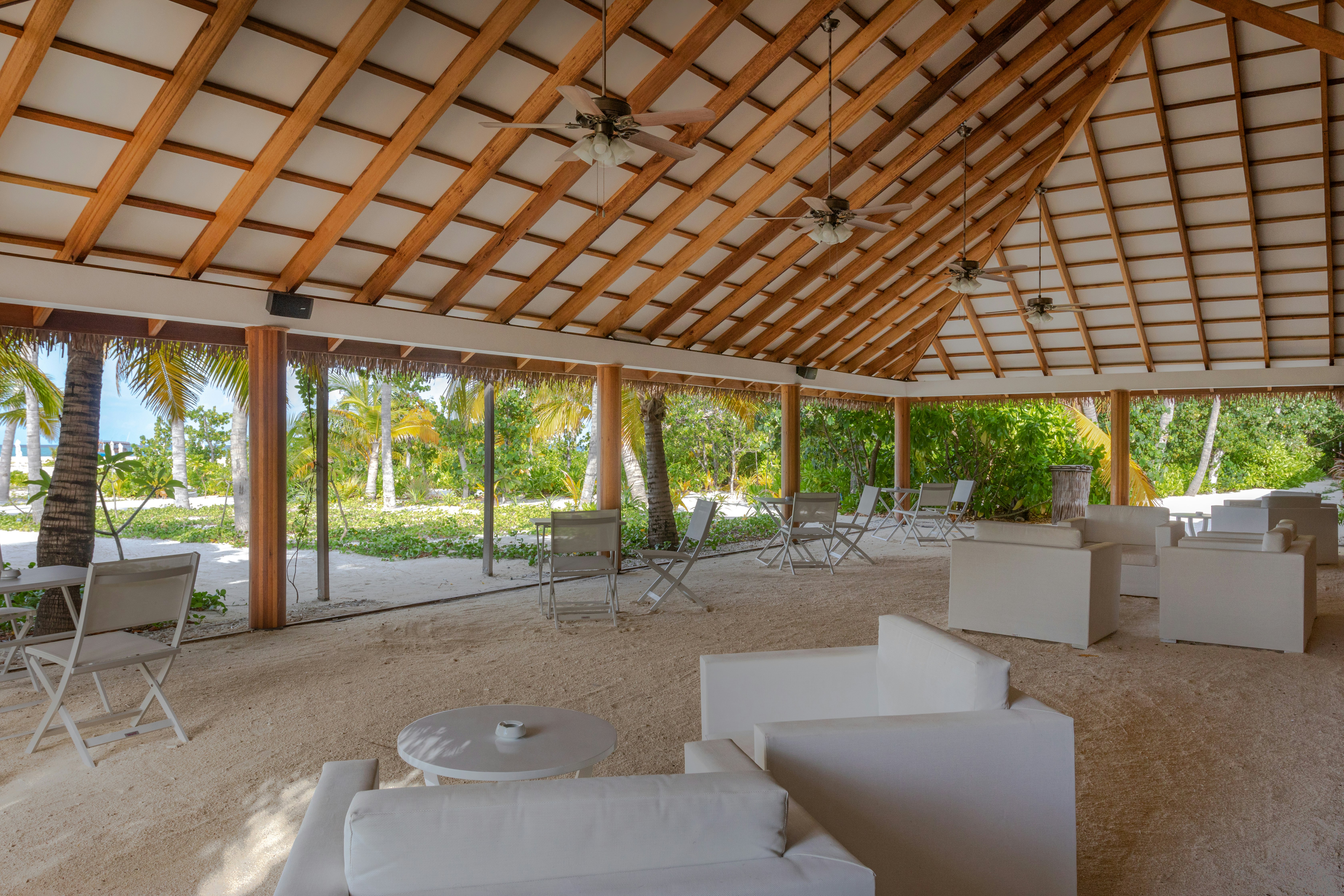 Cinnamon Velifushi Maldives 18/43
