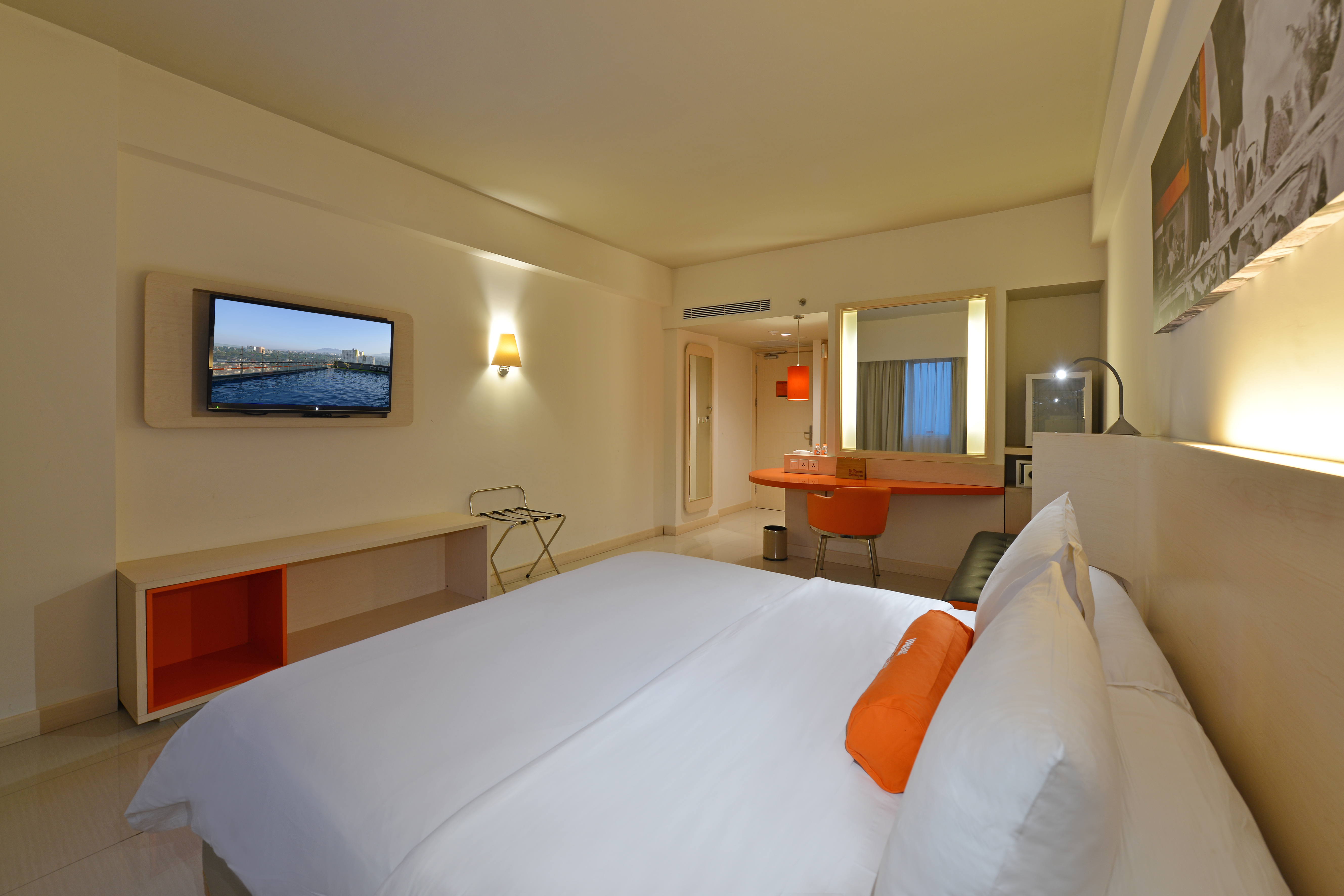 STANDARD, DOUBLE OR TWIN BED