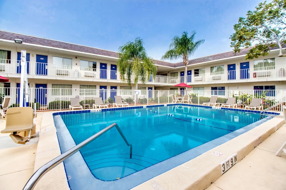 Motel6 Venice, FL 43/63