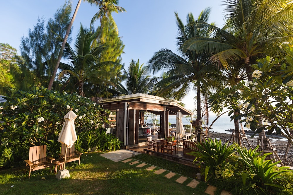 NA TARA RESORT 45/50