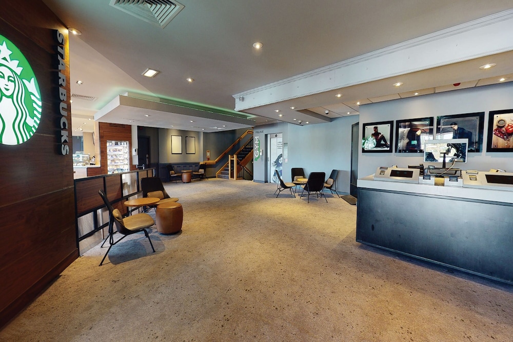 VILLAGE BIRMINGHAM WALSALL - HOTEL & LEISURE CLUB 6/58