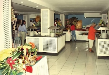 Lobby at Apartamentos Palm Garden, PAJARA
