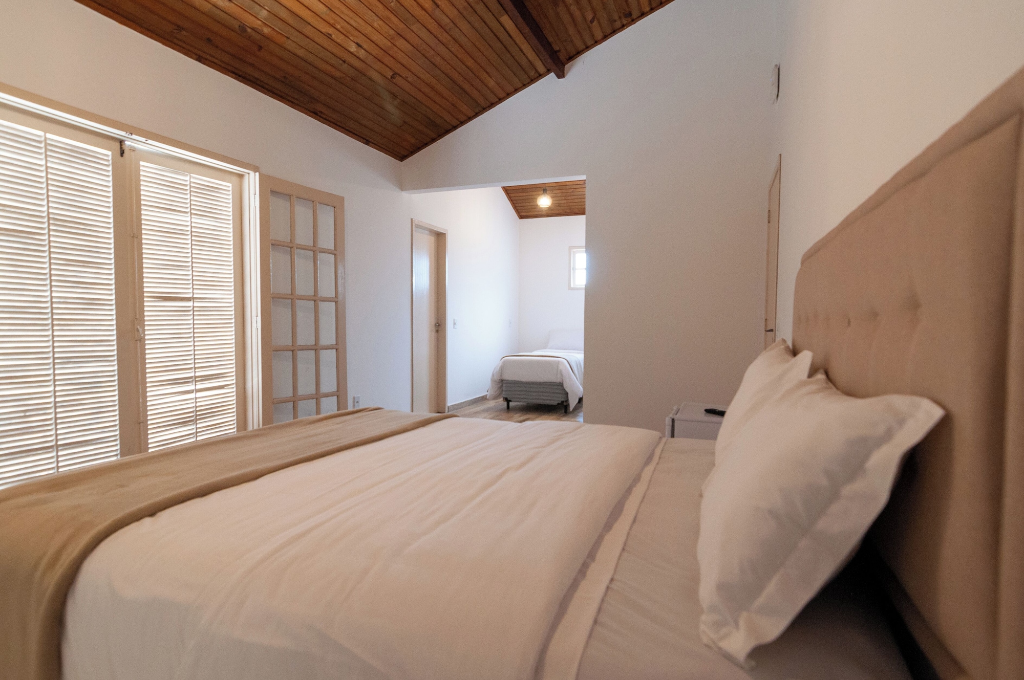 PREMIUM, STUDIO, SUITE