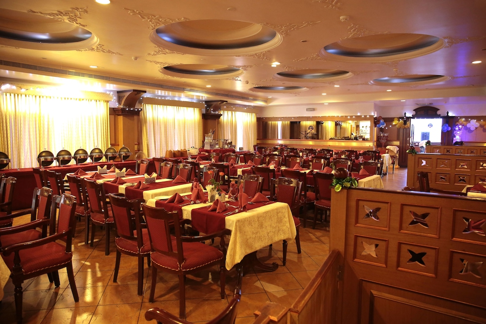 Joys Palace 39/50