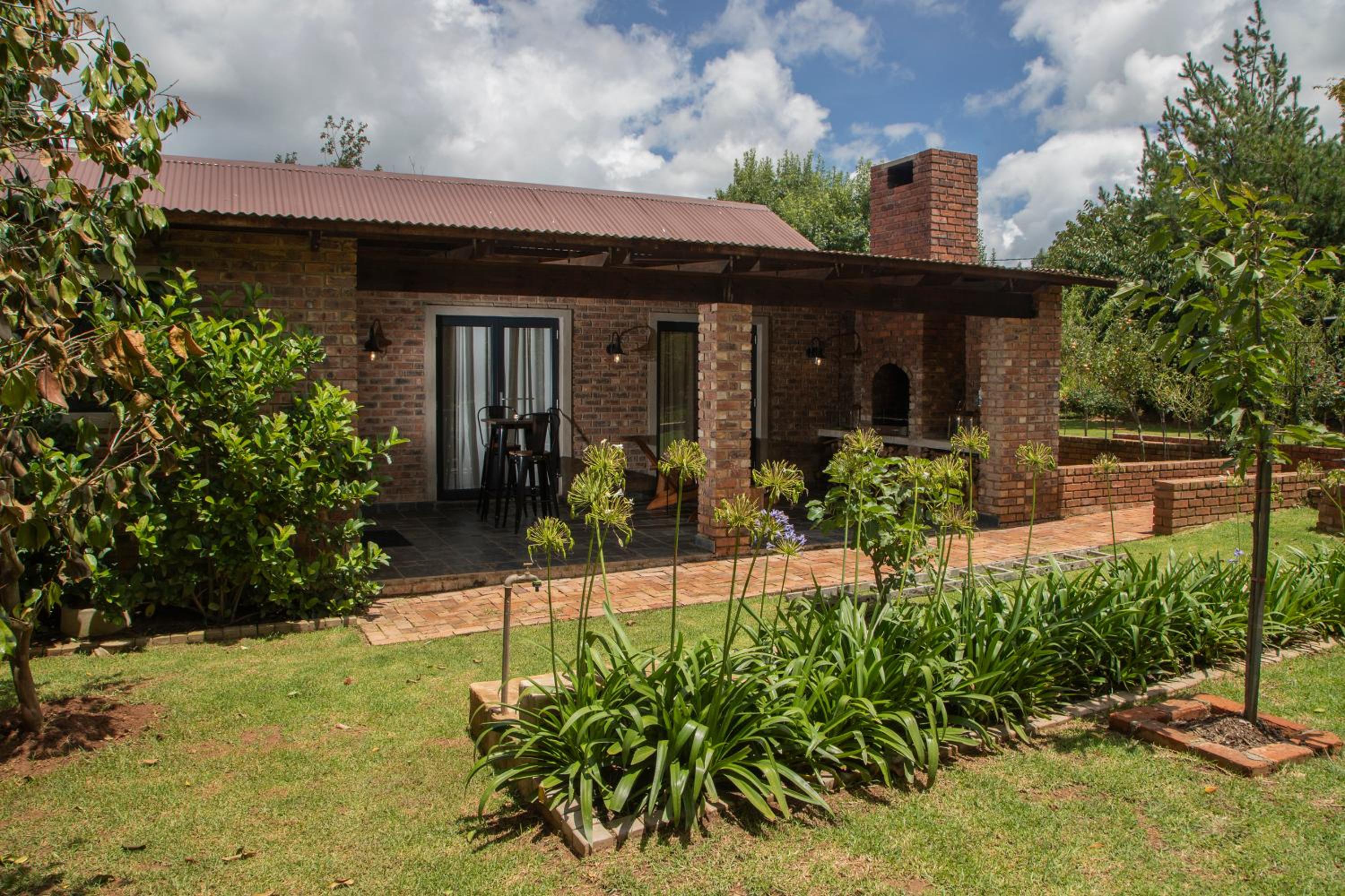 Tarry-Stone Cottages 41/50