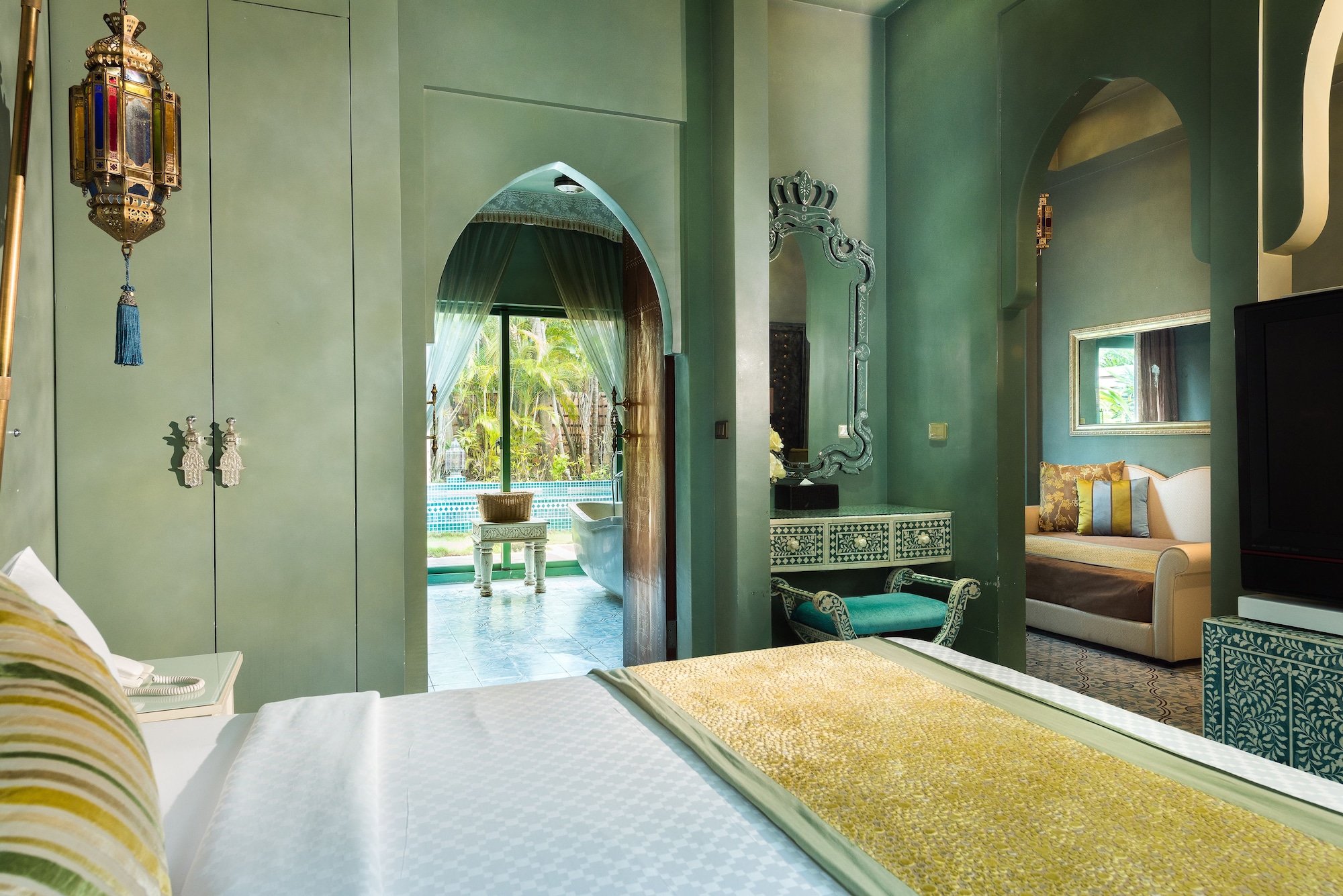 JADE, VILLA, 2 DOUBLE BEDS, KING BED, PRIVATE POOL