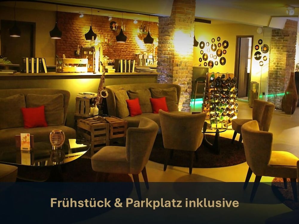 Hotel Volksschule 46/66