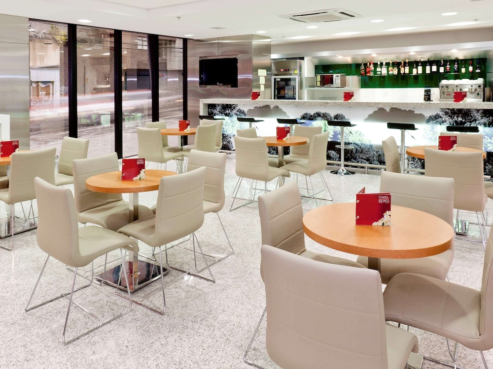 Ibis Curitiba Shopping 58/71