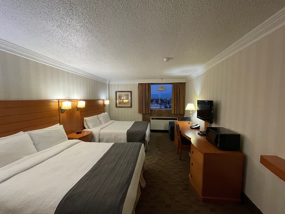The Glenmore Inn & Convention Centre 17/60