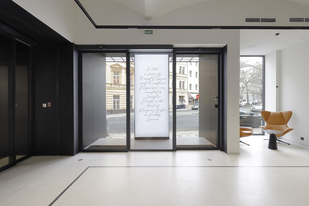 Prokop Square Hotel 13/50