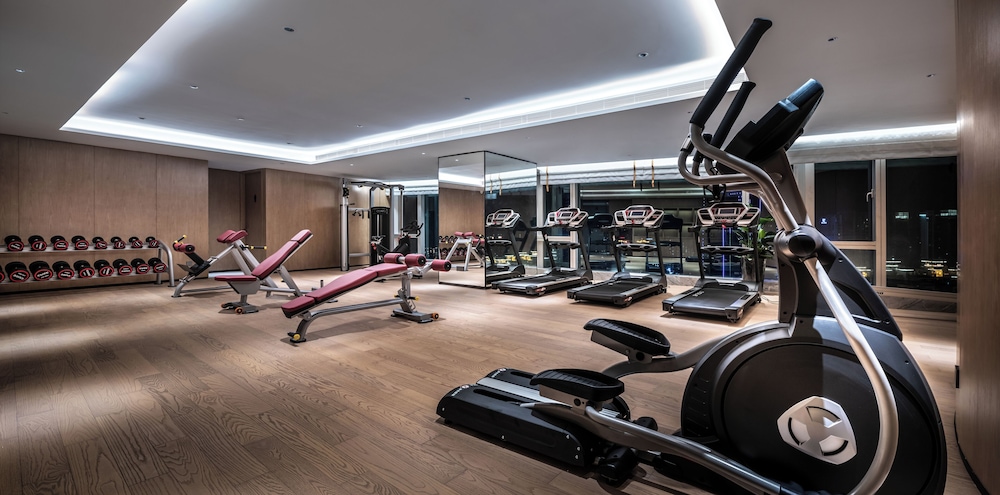 Elegant Hotel (Zhujiang New Town Canton Tower) 24/48