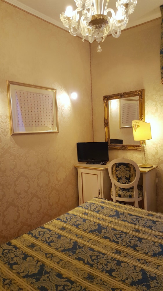 Casa Pisani Canal 15/66