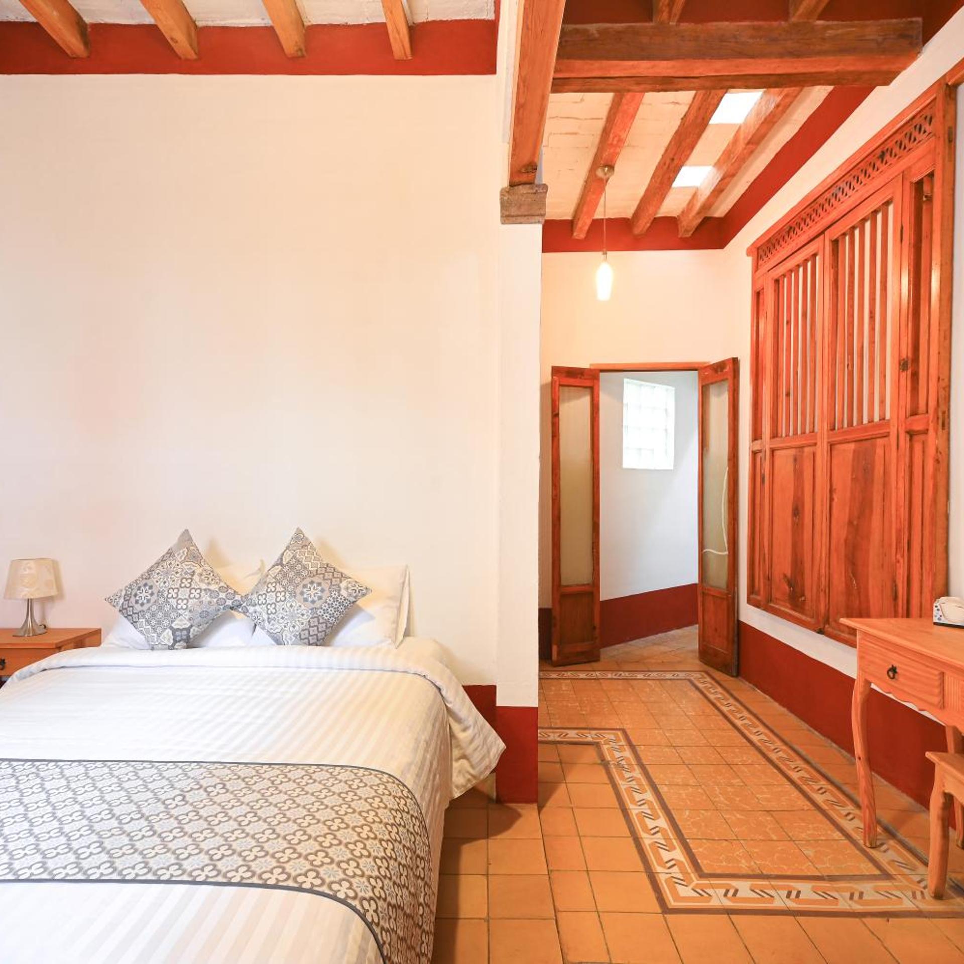 Hotel Meson Cuevano 9/50