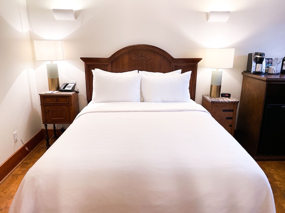 Hotel Eldorado 24/75