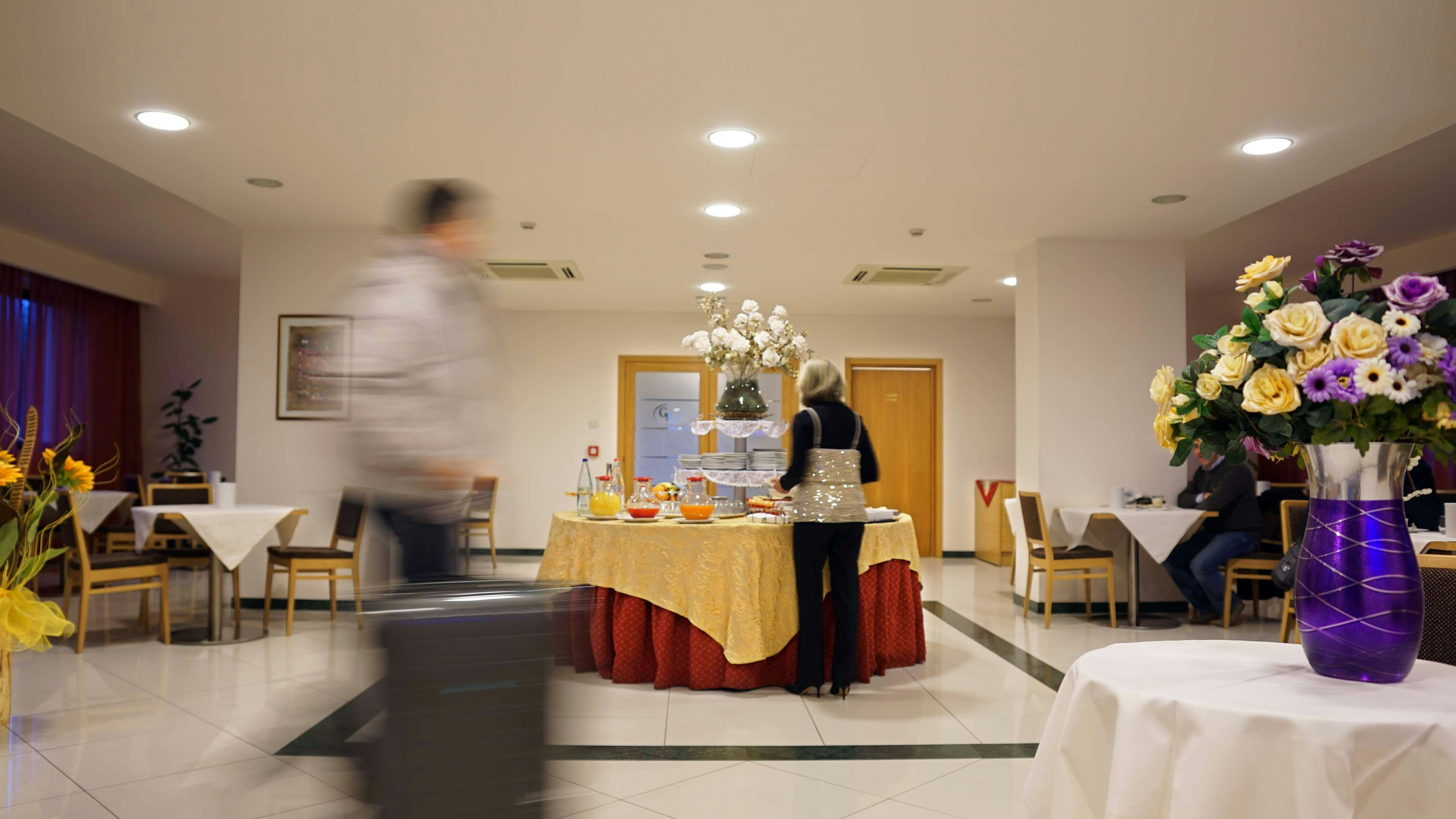 Garden Hotel 8/13
