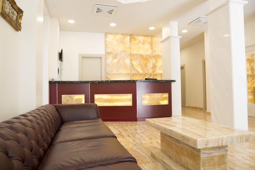 Boutique Hotel Enia 3/50