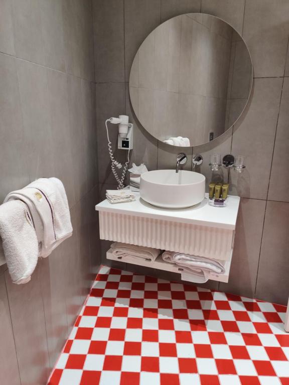 غرفة عائلية بسرير مزدوج أو سريرين منفصلين، Holm Hotel And Spa 10/10