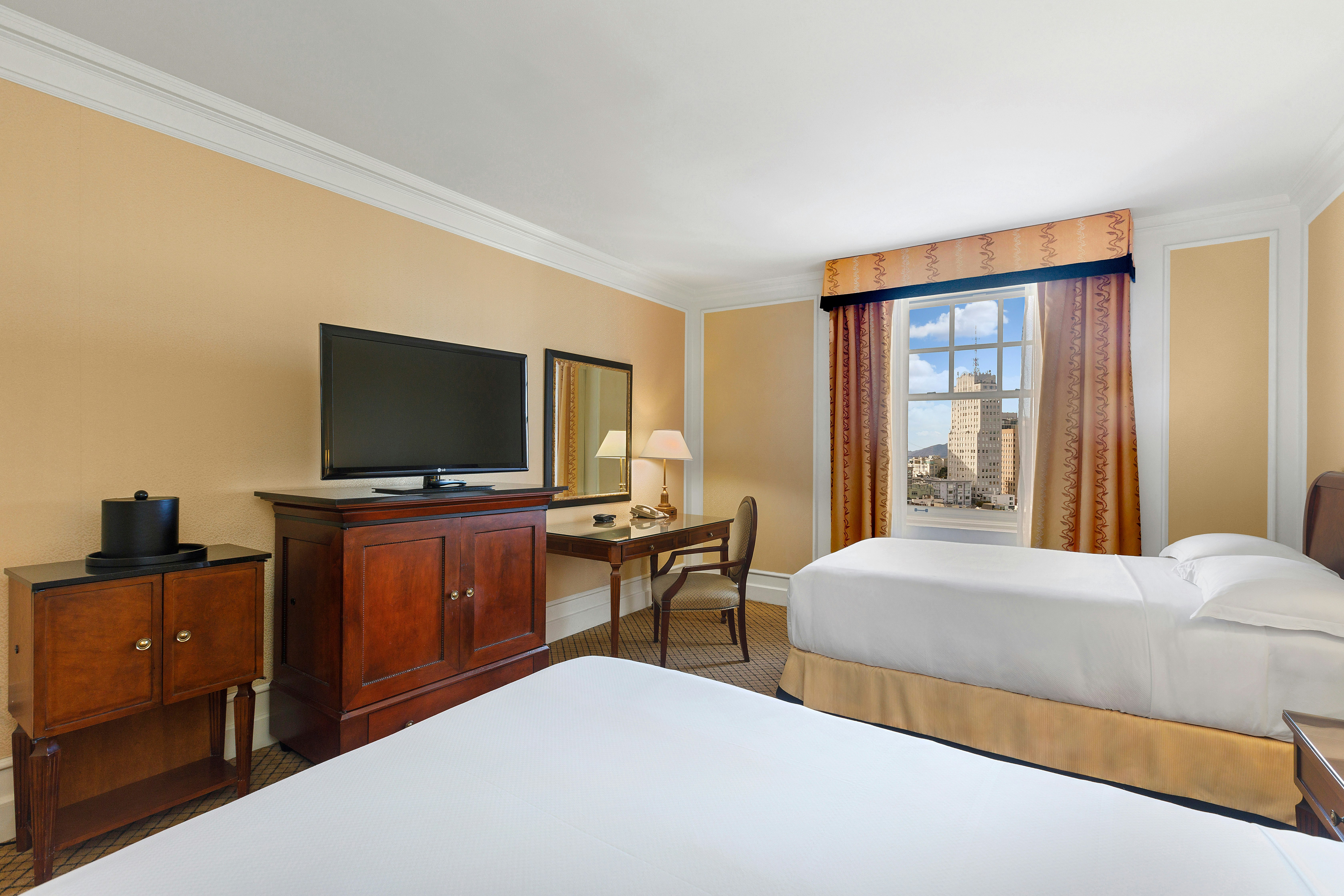 Deluxe, 2 Double Beds