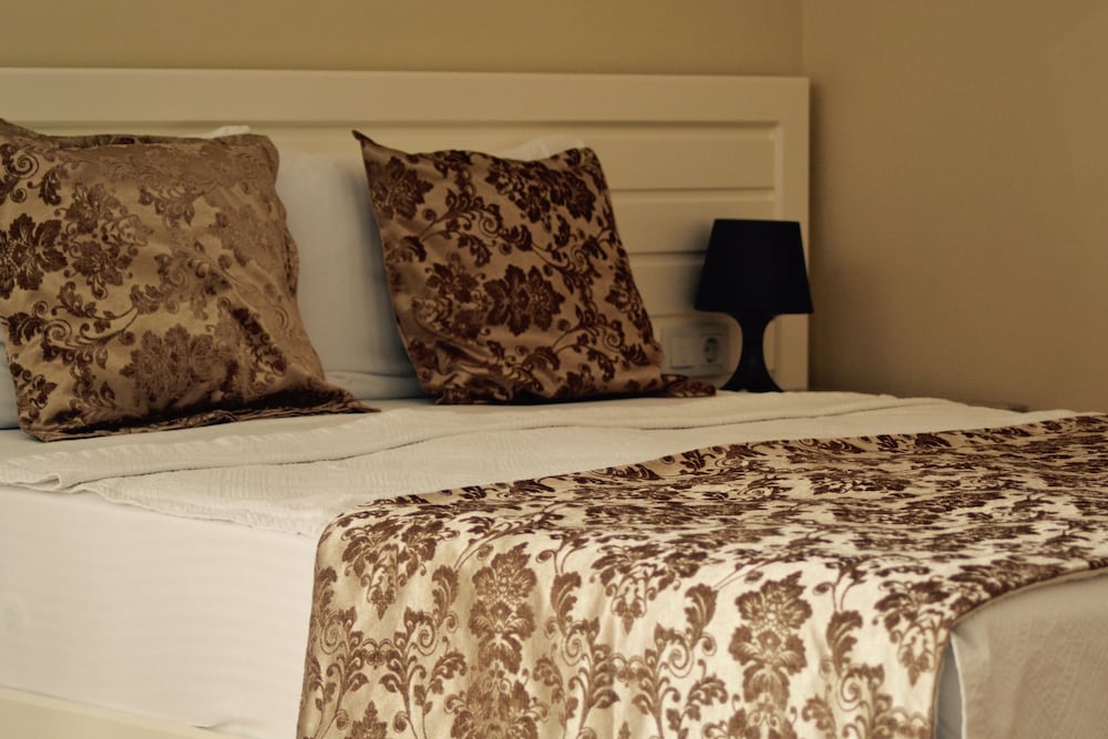 UNSAL HOTEL 20/45