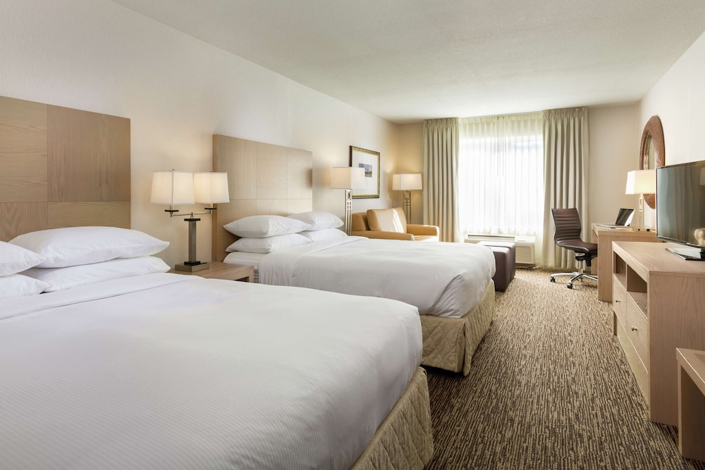 DoubleTree by Hilton Hotel Portland - Tigard 11/28