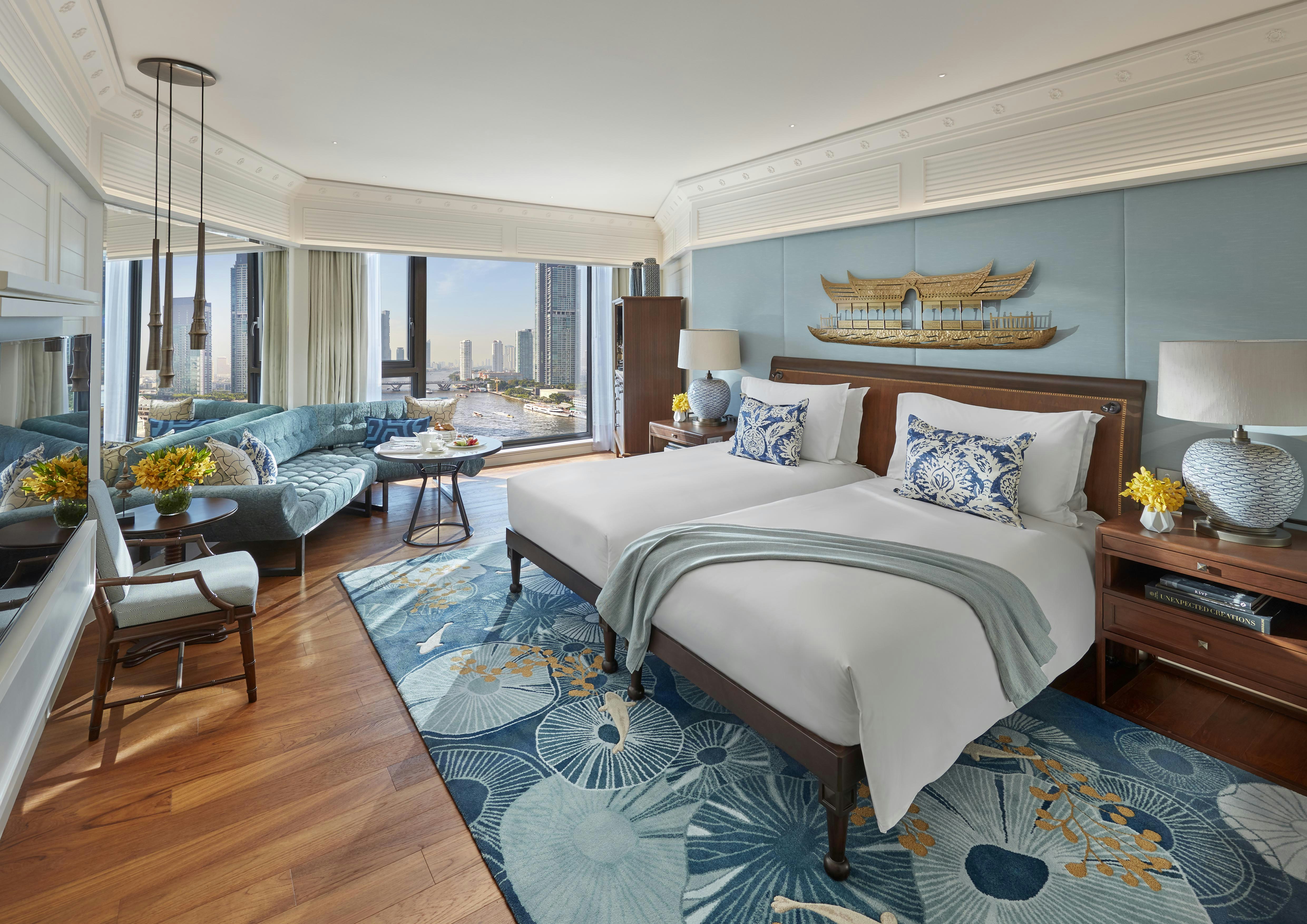 PREMIER, DELUXE, TWIN BEDS