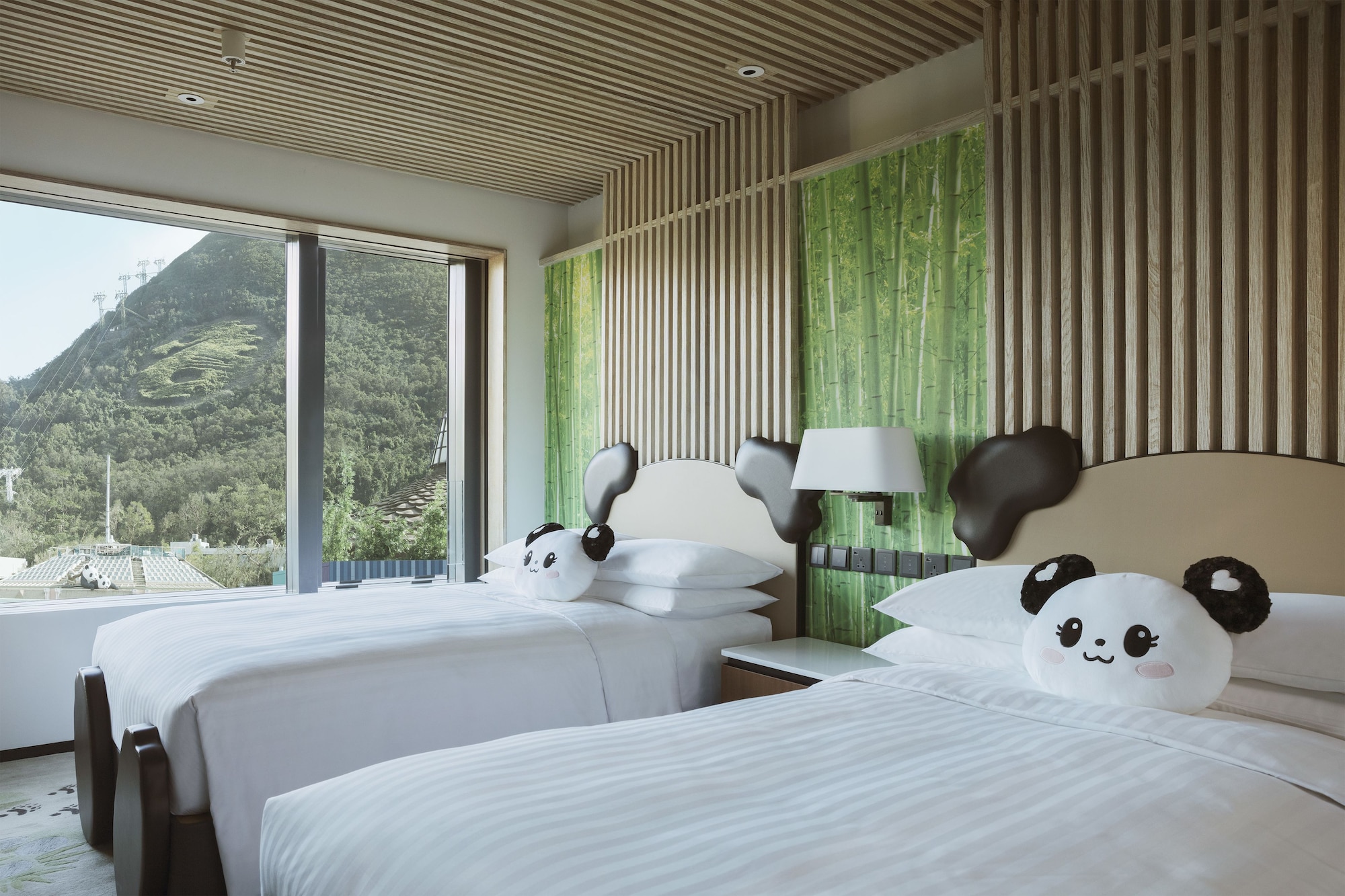 room, 2 double beds