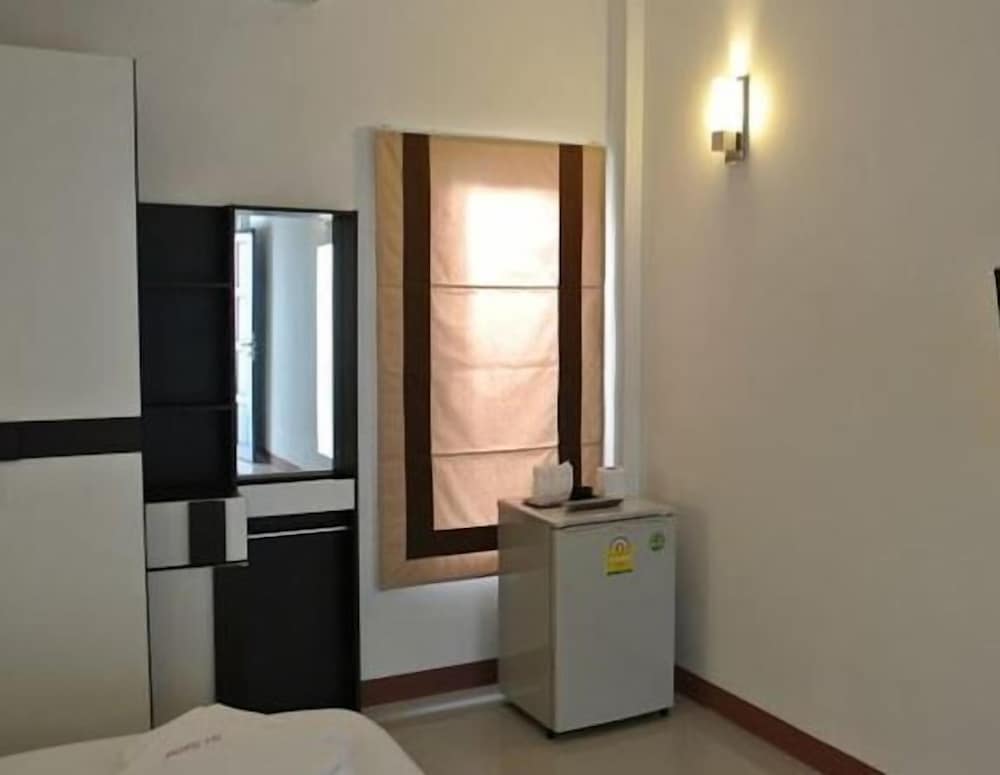 Sri Samui Hotel 6/24