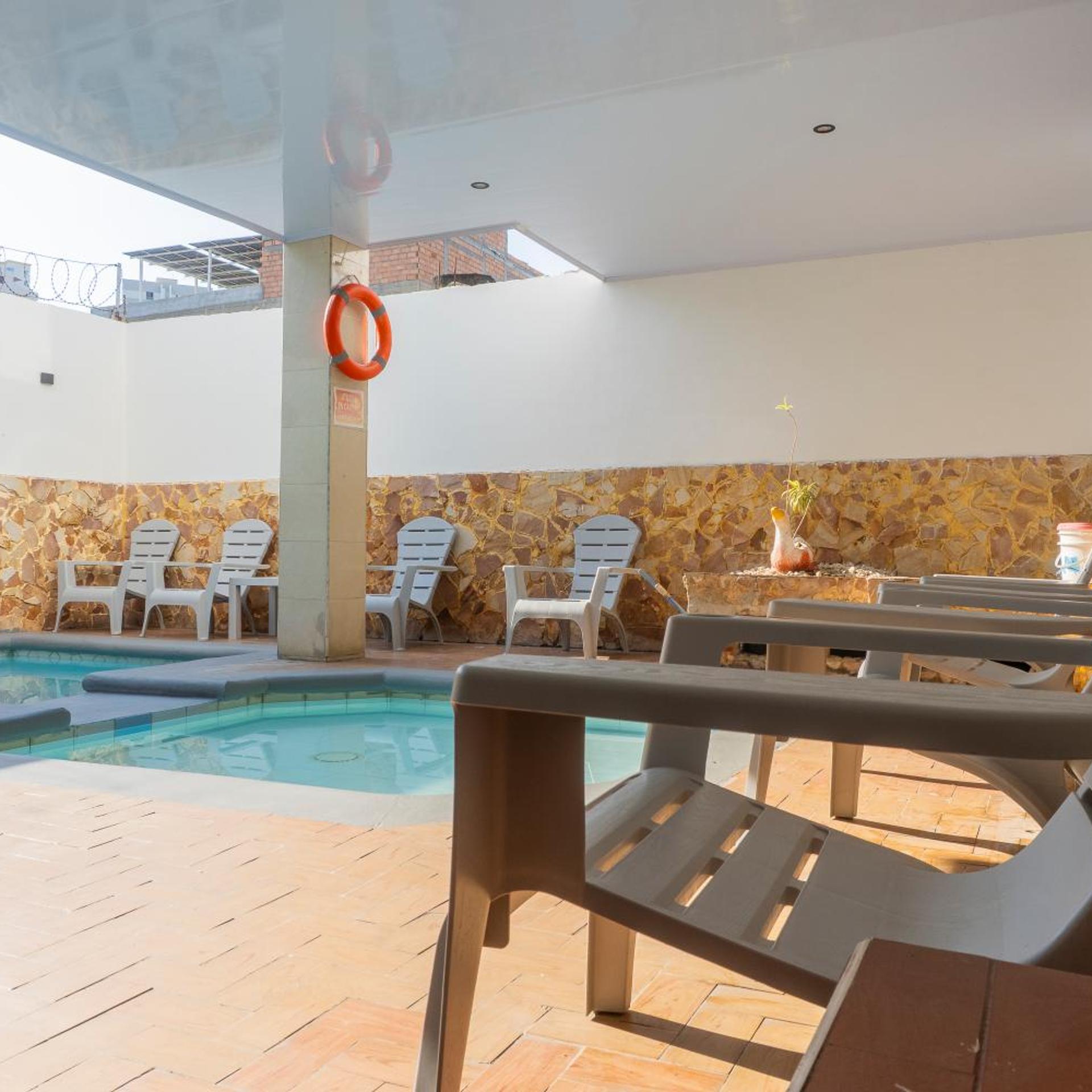 Hotel Olas del Mar 34/50