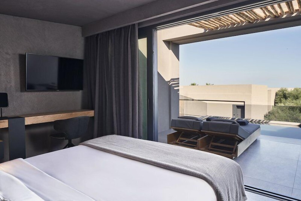 Premier, Suite, Double Bed, with Pool