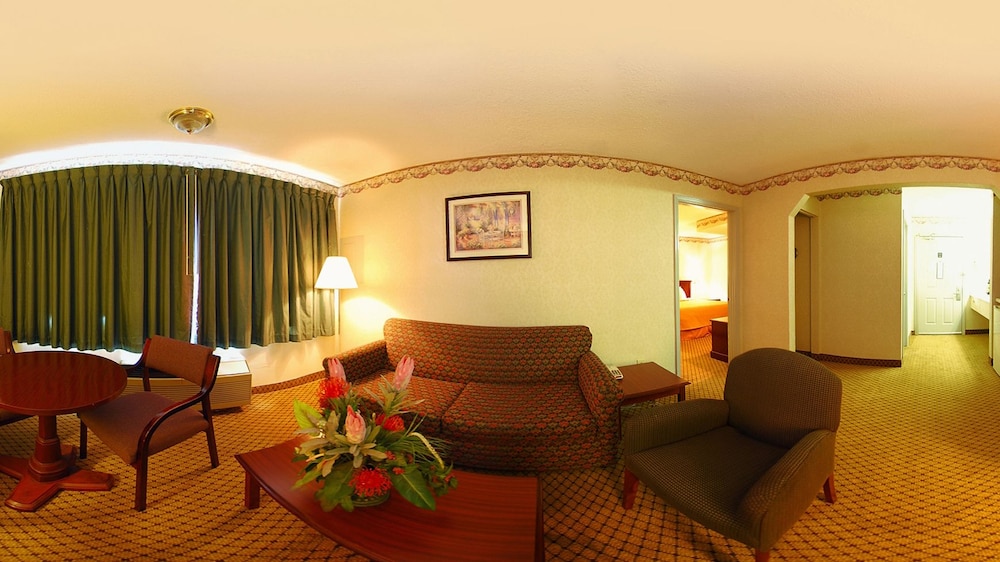 Quality Inn And Suites Southlake 28/49