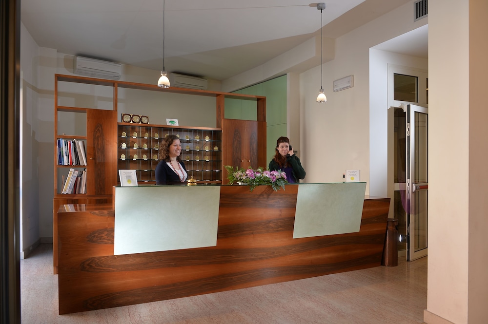 Hotel Siena 4/48