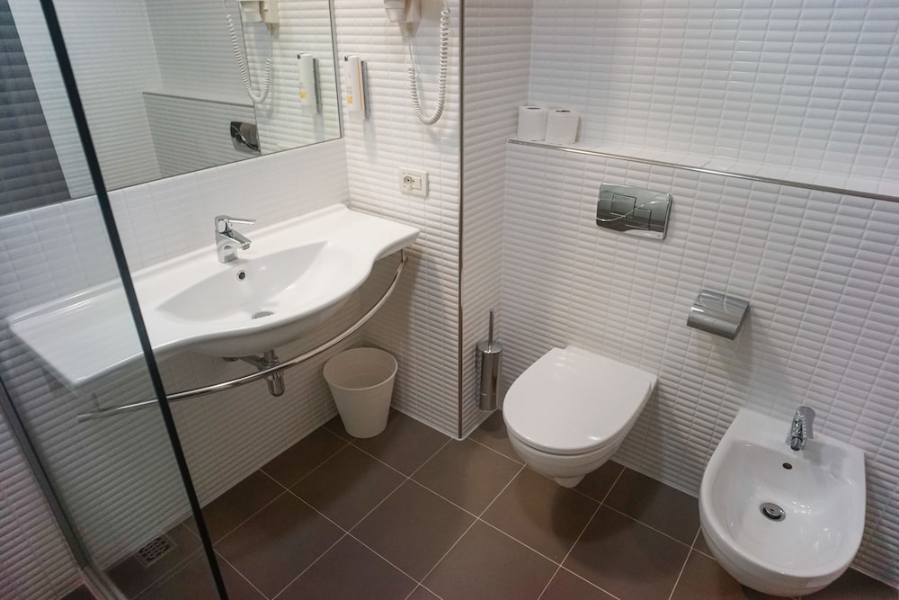 Kona Hotel Verona 49/50