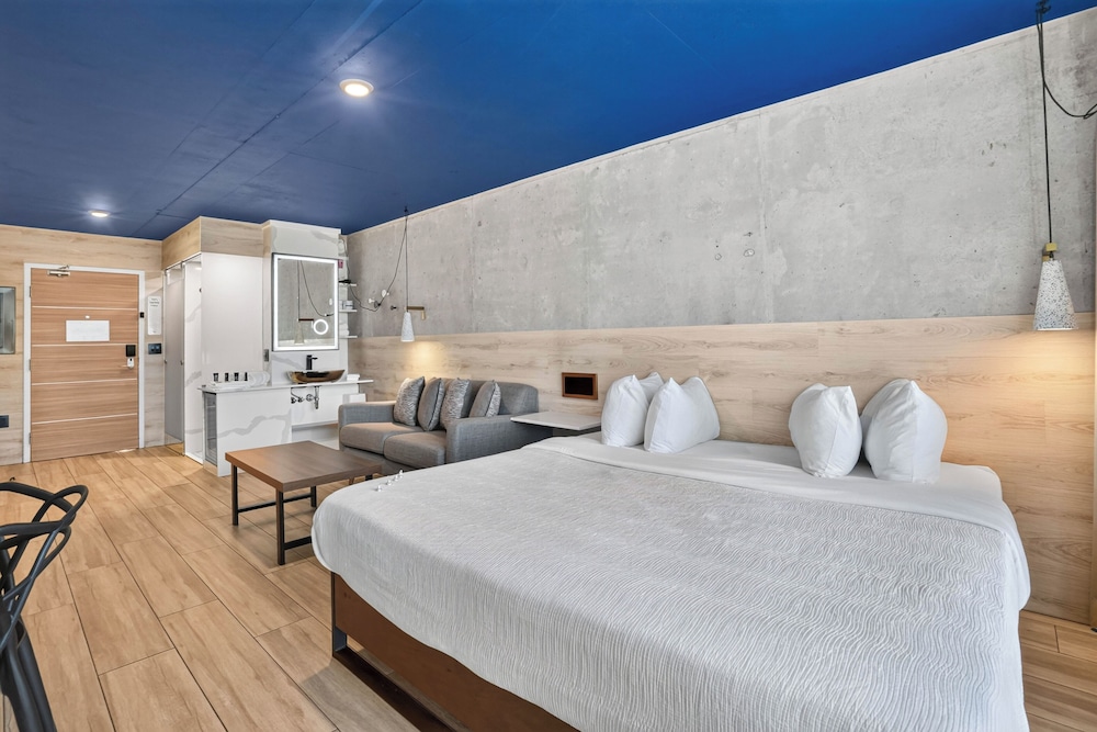 Design, Studio, King Bed