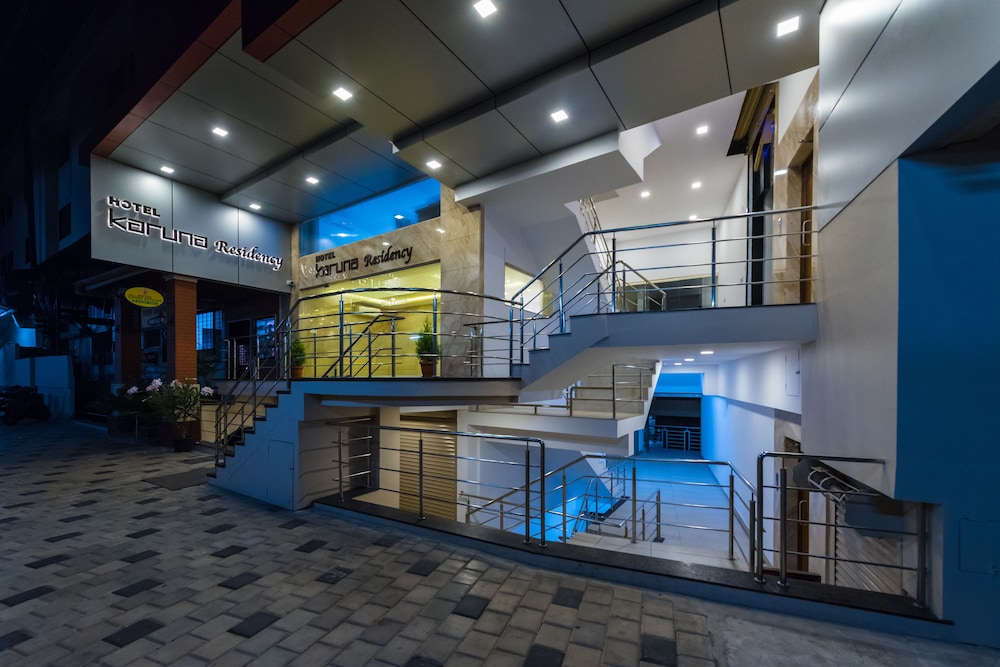 Hotel Karuna Residency 22/23