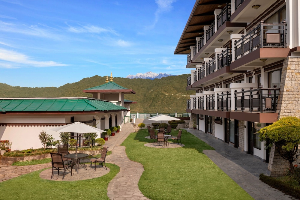 Denzong Regency- Luxury Mountain Retreat Spa & Casino 20/23