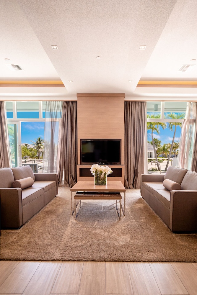 Hilton At Resorts World Bimini 30/49
