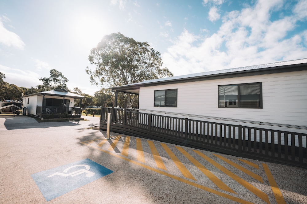 BIG4 Breeze Holiday Park Rainbow Beach 45/47