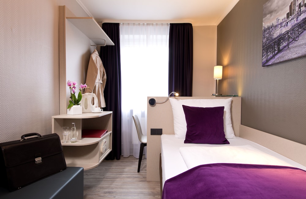Leonardo Hotel Frankfurt City Center 16/35