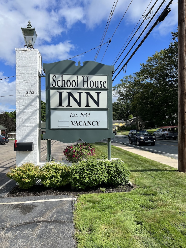 School House Inn 21/28