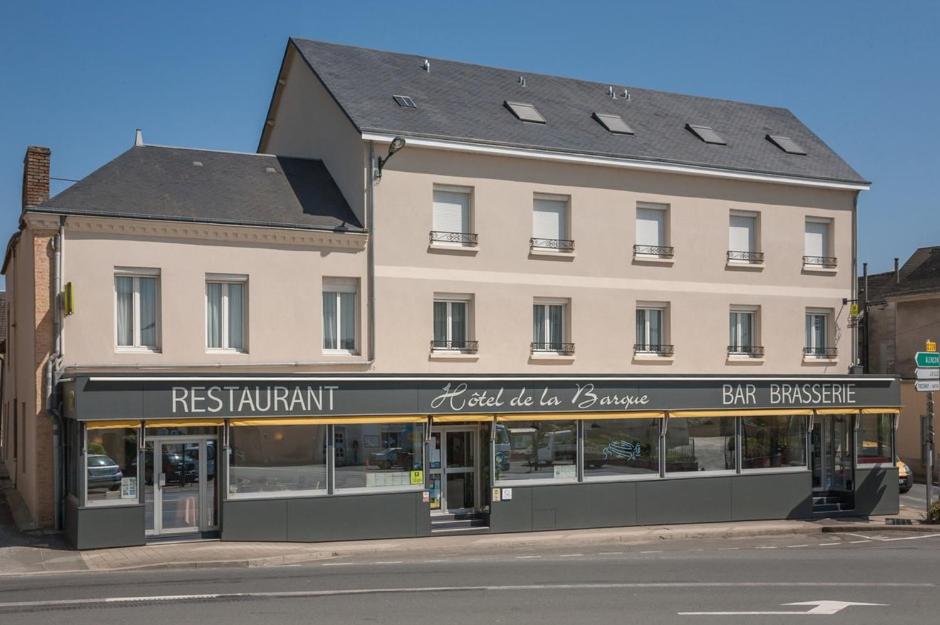 Logis de la Barque (ex Hotel De La Barque) 1/42