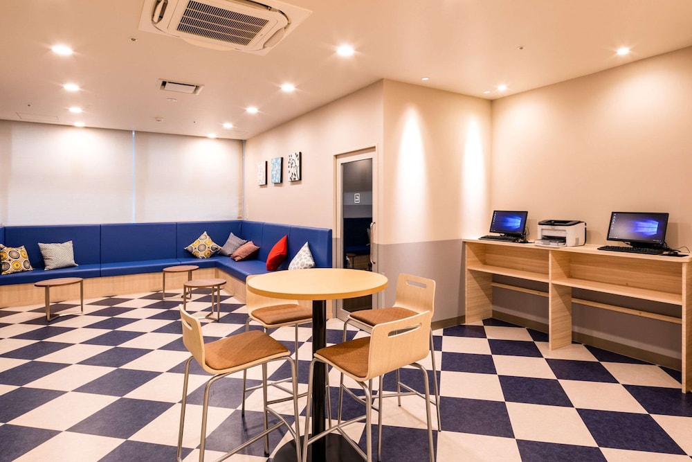 Comfort Hotel Era Kobe Sannomiya 6/68