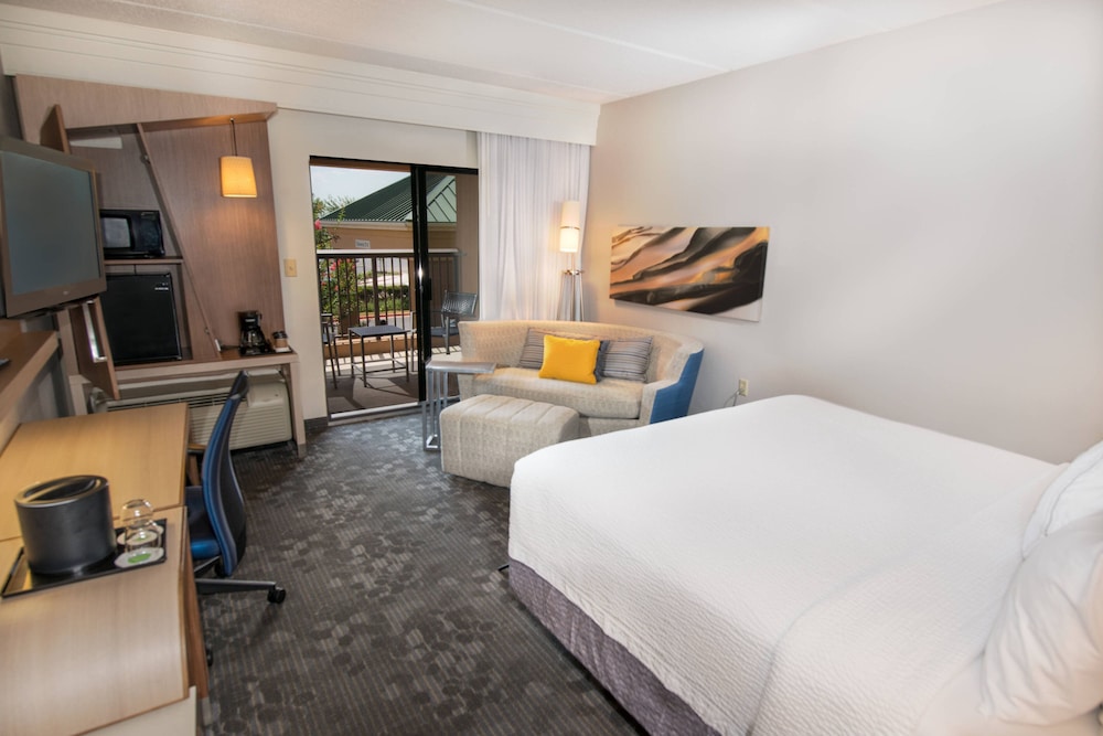 Courtyard By Marriott Austin Round Rock 12/54