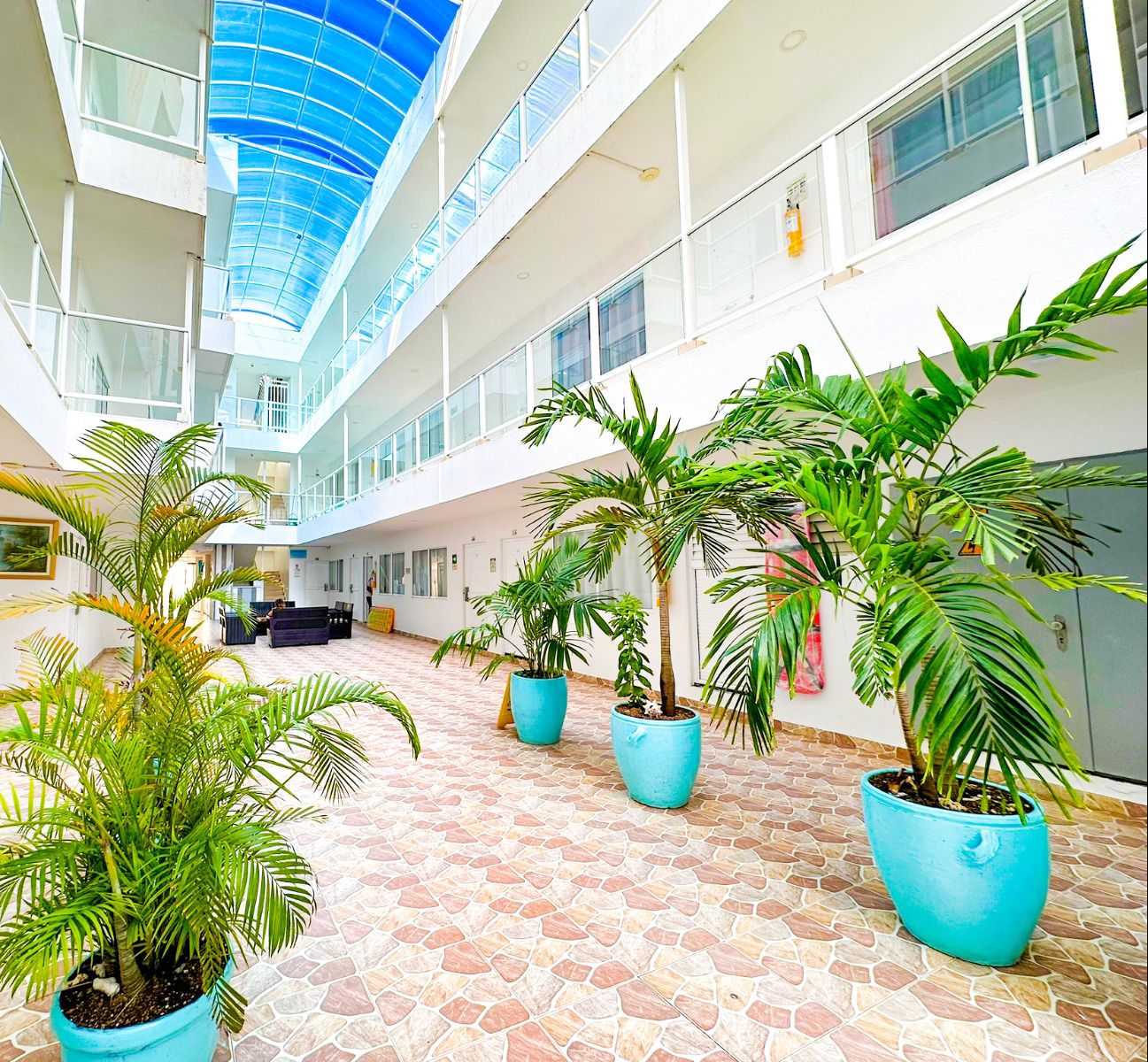 Caribbean Island Hotel 1/20