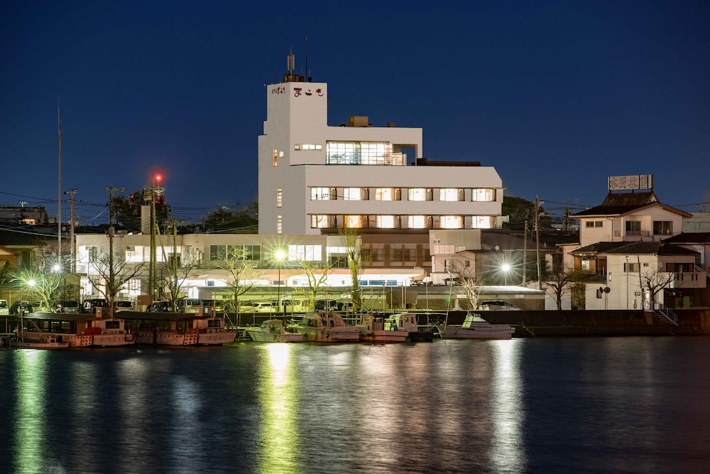 New Makomo Hotel 3/61