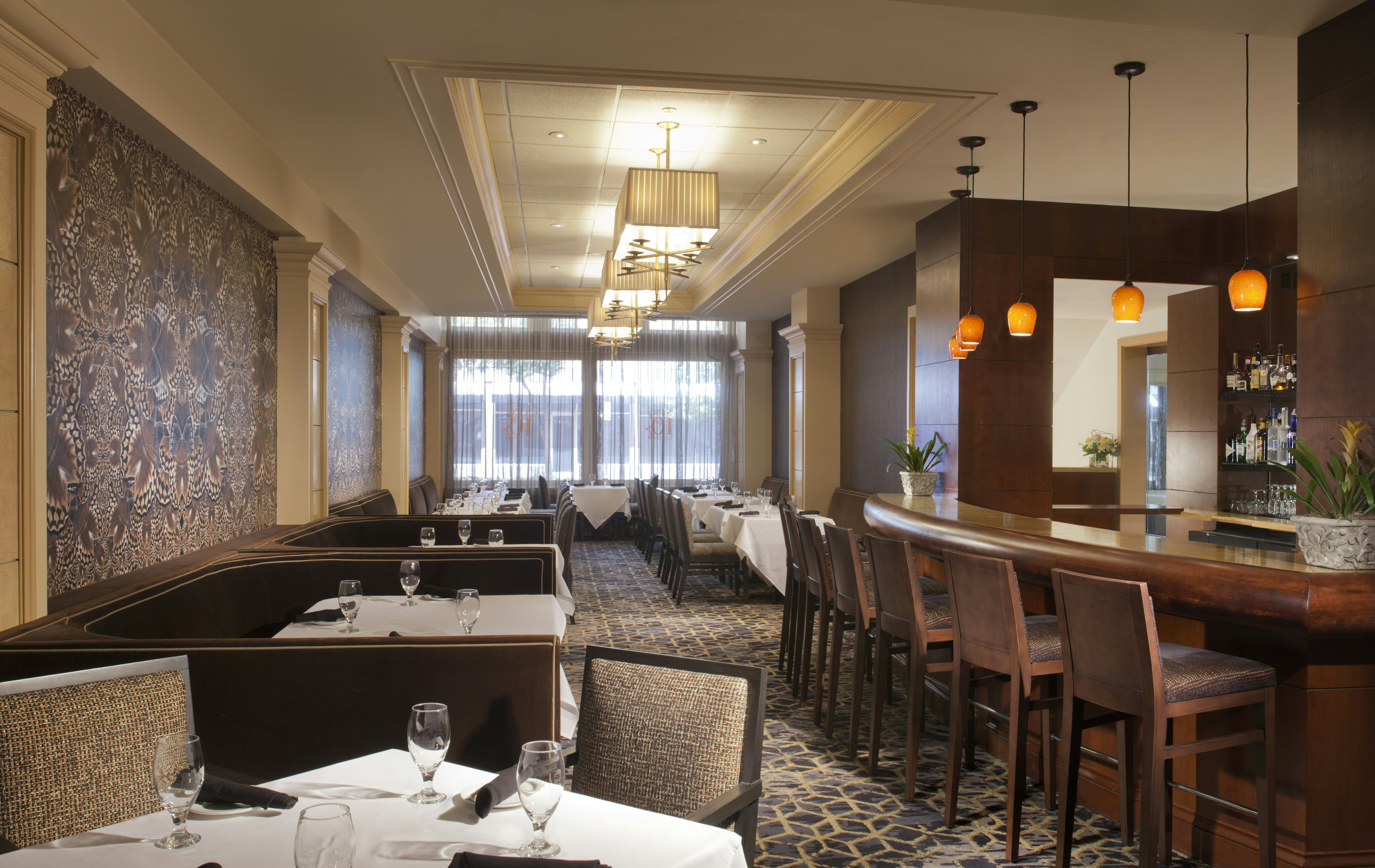 The Ashton Hotel 22/38