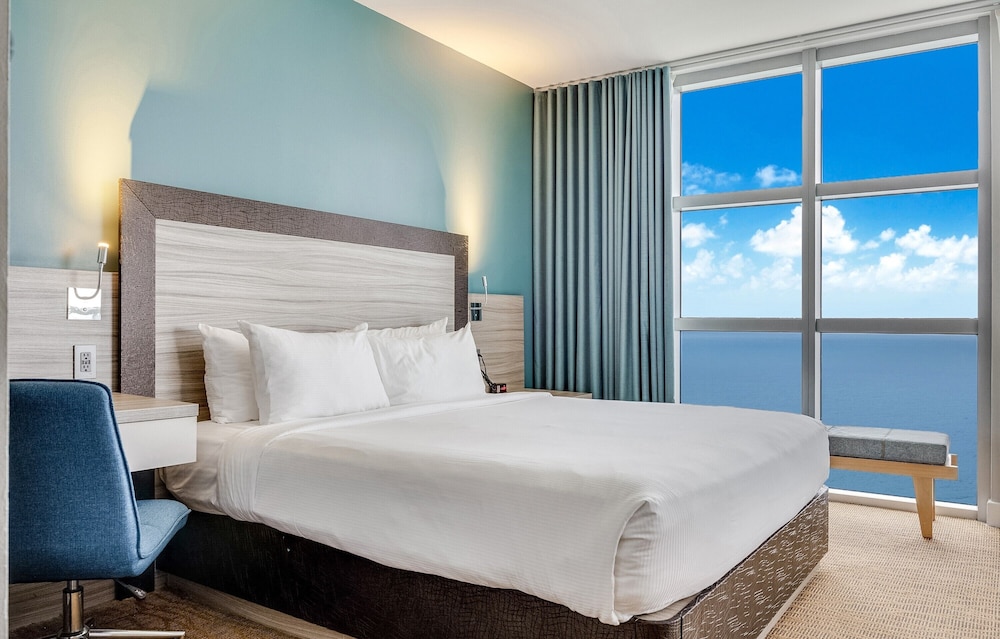 Marenas Beach Resort 27/71